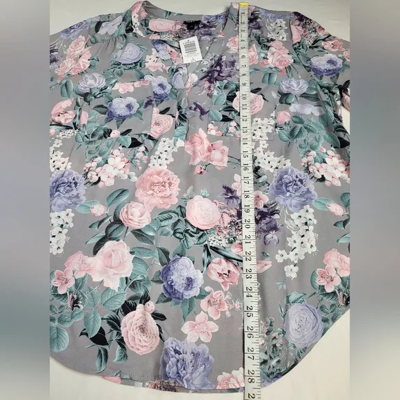 NEW Torrid Harper Georgette Blouse In Harmonic Grey Floral Size 1X 14-16 NWT - Picture 11 of 14